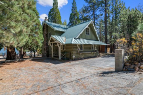The Cottage at Sawmill Cove Lakefront - Charming vintage cabin located in a quiet area